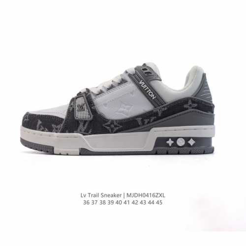 路易威登 Louis Vuitton Lv路易威登板鞋 时尚运动鞋潮厚底增高男女鞋。舒适防滑底和百搭性霸屏整个时尚娱乐圈，细节调整完美主义！采用柔软皮革拼接鞋面