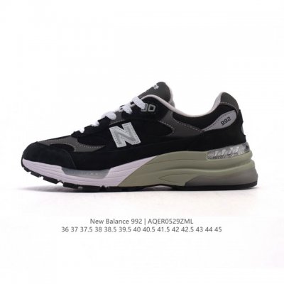 公司级 新百伦New Balance 992 复古风格简约经典舒适百搭时尚休闲鞋缓震透气跑步鞋。鞋面采用猪皮革与织物相结合，尼龙网布在拼接工序上极为繁复，彰显质