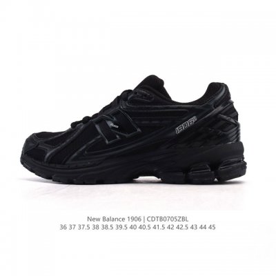 公司级 新百伦 New Balance M1906系列 复古运动鞋单品宝藏老爹鞋款。作为Nb最经典的档案鞋型之一，与 2一样，1906有着Nb最成熟的技术加持和