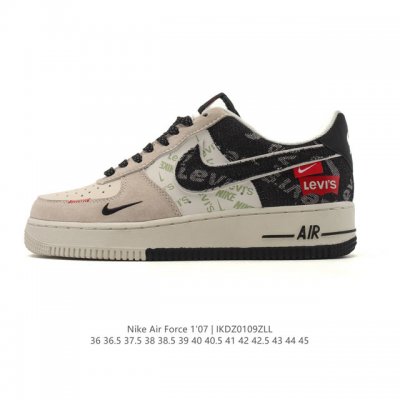 特价 耐克 Nike Air Force 1 '07 Low 空军一号含气垫 低帮 小白鞋 百搭厚底增高休闲运动板鞋。柔软、弹性十足的缓震性能和出色的中底设计，