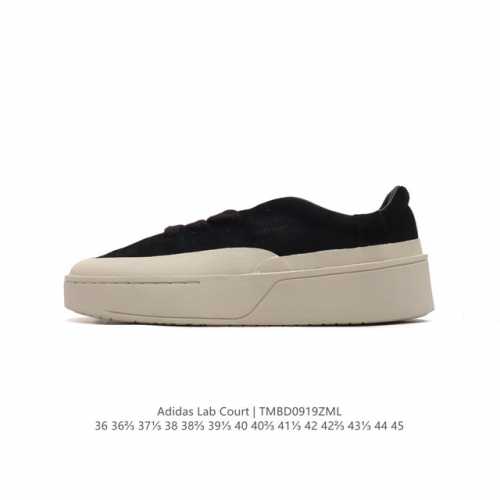 公司级 阿迪达斯 Adidas Labcourt 百搭休闲轻松舒适 耐磨透气低帮 板鞋 男女同款。鞋面使用了绒毛麂皮 ，鞋面和鞋底连接处使用了包边处理，看起来更