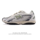 新品公司级 新百伦 2025年新款 New Balance 204L 2025年夏季登场：复古薄底鞋重塑都市运动美学时尚运动跑步鞋，以复古薄底设计与室内足球鞋灵