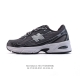 公司级 New Balance Mr740 Nb新百伦系列复古老爹风休闲运动慢跑鞋。采用轻质牛剖革拼接透气网眼衬垫织物鞋面材质 T-Beam大底提供足步弓支撑
