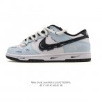 公司级 耐克 Nike Dunk Low Retro 运动鞋复古板鞋 解构绑带 双鞋带，作为 80 年代经典篮球鞋款，起初专为硬木球场打造，后来成为席卷街头的时