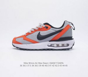耐克 Nike Air Max Dawn 黎明系列 低帮气垫百搭休闲运动慢跑鞋 从配色上彰显出浓厚的复古气质 最大的亮点当属鞋型设计上加入结构元素 汲取1984