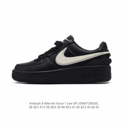 耐克 空军一号 Af1 低帮休闲板鞋 Ambush X Nk Air Force 1'07 Low Sp 空军一号联名标志性的swoosh延伸至鞋跟之外，鞋舌和 - 点击图像关闭