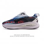 耐克 Nike Vomero 18 厚底增高老爹运动跑步鞋。全新 Vomero 提供比以往更多的緩衝效能以及該系列有史以來最高的鞋底高度，結合 Nike 的 Z