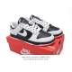 真标 耐克Nike Dunk Low 板鞋 Sb系列经典百搭休闲运动板鞋。加厚鞋舌的填充，使舒适性大大提升，同时也更方便穿脱中底部分则加入了脚感柔软舒适Zoom