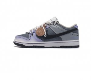 耐克 Nike Dunk Low Retro 解构绑带 双鞋带 运动鞋复古板鞋 作为 80 年代经典篮球鞋款 起初专为硬木球场打造 后来成为席卷街头的时尚标杆