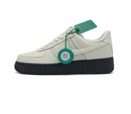 公司级 附赠送logo清洁刷 耐克nike Air Force 1 Low 空军一号 Af1 低帮百搭休闲运动板鞋 柔软 弹性十足的缓震性能和出色的中底设计 横 - 点击图像关闭