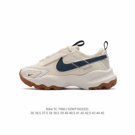 耐克Nike TC 7900 运动鞋 新款老爹鞋，织带与对勾交错穿插，以及它的走线和收口，看起来都非常的有设计感，很高级。 对勾是有反光效果的 鞋底用了厚实的泡 - 点击图像关闭