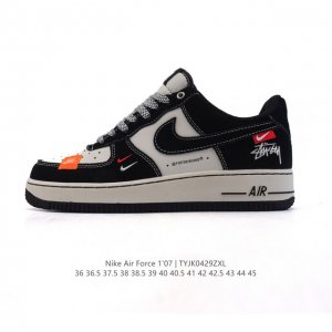 耐克 Nike Air Force 1 '07 Low 空军一号含气垫 小白鞋 2025年 蛇年新款 低帮百搭厚底增高休闲运动板鞋。柔软、弹性十足的缓震性能和出