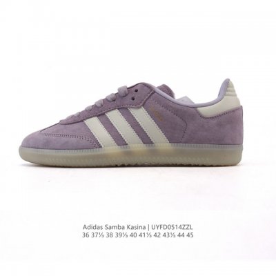 阿迪达斯Kasinaxadidasoriginalssamba联名桑巴训练鞋 三叶草 休闲运动板鞋 T头鞋，以简约大方的造型设计,没有过多的装饰和图案，显得非常