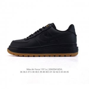 空军一号Nike Air Force 1 Gtx Boot 防溅水板鞋防水机能空军一号篮球鞋 厚底增高魔术贴 低帮运动板鞋，Nike 为此将经典鞋款 Air F