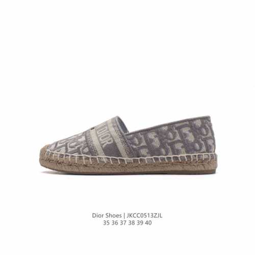 迪奥 Dior Dior 迪奥 女鞋 女士平底单鞋 平跟鞋 渔夫鞋经典dior标志通勤百搭舒适。Dior代表的是一种风格，一种历久弥新的独特风格。如果说其他品牌