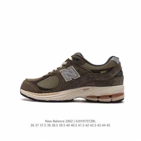 公司级 新百伦 New Balance 2002R 跑鞋 男女运动鞋 潮老爹鞋。沿袭了面世之初的经典科技，以 Encap 中底配以升级版 N-Ergy 缓震物料 - 点击图像关闭