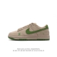 耐克 Nike Dunk Low Retro 运动鞋复古板鞋 ，路易威登联名 作为 80 年代经典篮球鞋款，起初专为硬木球场打造，后来成为席卷街头的时尚标杆，现