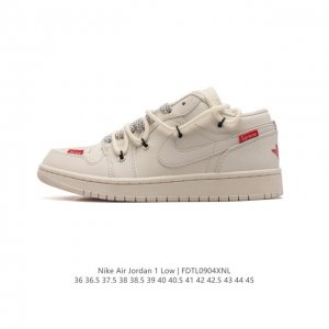 公司级 Nike 耐克 原楦原纸版开发版型，采用牛培移膜软皮革材质鞋面，中底注胶孔内置真sole气垫耐克nike Air Jordan 1 Low Gs Whi
