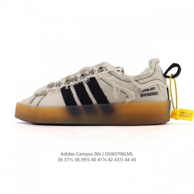 真标 Adidas 阿迪达斯 男女鞋真标半码制，原楦开发版型，采用棉质帆布组合环保纤维革鞋面材质，原档案开发铝楦楦型，正确硫化组合鞋底 每次人气都不低澳洲时尚品