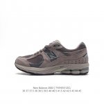 公司级 新百伦 New Balance 2002R 跑鞋 男女运动鞋 潮老爹鞋。沿袭了面世之初的经典科技，以 Encap 中底配以升级版 N-Ergy 缓震物料