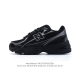 160 new Balance Mr740 Nb新百伦系列复古老爹风休闲运动慢跑鞋。采用轻质牛剖革拼接透气网眼衬垫织物鞋面材质 T-Beam大底提供足步弓支撑