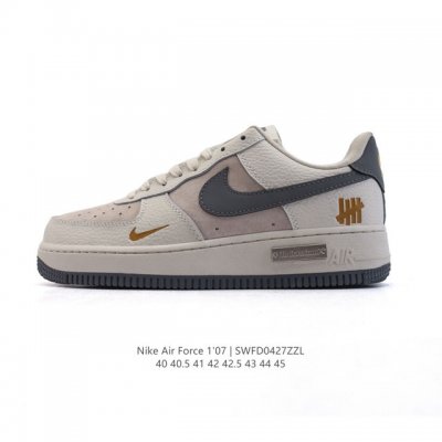 耐克 Nike Air Force 7 Low 2025新年新款 空军一号含气垫 小白鞋 低帮百搭厚底增高休闲运动板鞋。柔软、弹性十足的缓震性能和出色的中底设计