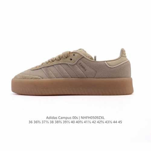 adidas 阿迪达斯 男女款运动鞋 三叶草Samba Velentine 休闲鞋 德训鞋 复古板鞋经典运动鞋。一款阿迪达斯的Samba面包鞋，该鞋具有厚实的用
