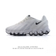 180 【公司级】耐克 Nike Air Max Dn8 全掌气垫科技运动跑步鞋Fq7860-005。鞋款采用醒目渐变织物和动态波浪状结构鞋面，搭配黑色中底和外