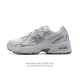 公司级 New Balance Mr740 Nb新百伦系列复古老爹风休闲运动慢跑鞋。采用轻质牛剖革拼接透气网眼衬垫织物鞋面材质 T-Beam大底提供足步弓支撑