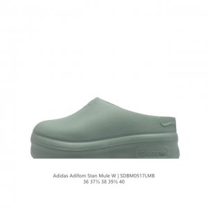 阿迪达斯 Adidas Adifom 夏季沙滩涉水百搭休闲拖凉拖鞋 超厚底增高女鞋包头凉拖鞋。采用超轻95% 注塑 Eva塑料,5%泡沫塑料发泡缓震物料成型鞋底