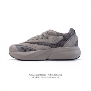 180 阿迪达斯 （Adidas）流光跑鞋Lightblaze超轻防滑跑鞋女新款轻运动鞋 浅灰，Adidas Sportswear 专为 Z 时代流动青年打造的