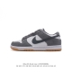 耐克 Nike Sb Dunk Low Pro 男女同款运动鞋复古板鞋，尽情迈步，彰显个性风采。采用柔软皮革鞋面，经久耐穿，塑就如元年款 Dunk 般的复古质感