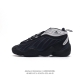 阿迪达斯 Adidas Intimidation Shoes 经典运动鞋 这款intimidation经典鞋,灵感源自训练装备,彰显霸气型格。借鉴adidas