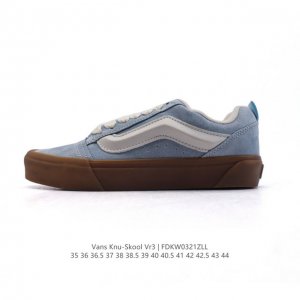 130 万斯 Vans Knu-Skool Vr3 Lx 面包鞋皮革鞋面。坎普尔·茱利安系列低帮复古硫化休闲运动板鞋“肥胖版大Logo”要说整个2023年最为热