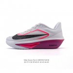 公司级 Nike耐克Zoom Fly 6 马拉松碳板米黑跑步鞋男女同款运动鞋Fn8455-001春新款Zoom Fly 6 Prm缓震轻便跑步鞋。这款鞋在继承了