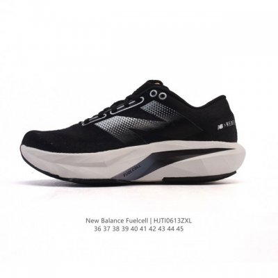新百伦 New Balance Nb 男女鞋Rc Elite系列Mfcxlk4马拉松专业竞速碳板跑步鞋。搭载全新升级的全脚掌，Fuelcell科技中底，其优秀的