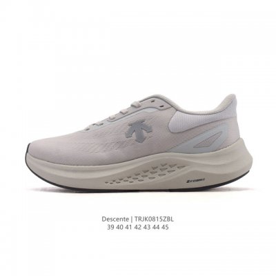 新品公司级 Descente 迪桑特Urban Outdoor系列男款Traxis运动休闲鞋夏季新品。迪桑特的Core-Tex面料，轻薄又坚固，防水透气还防风，