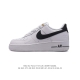 耐克 Nike Air Force 1 '07 Low 空军一号含气垫 小白鞋 低帮百搭厚底增高休闲运动板鞋。柔软、弹性十足的缓震性能和出色的中底设计，横跨复古