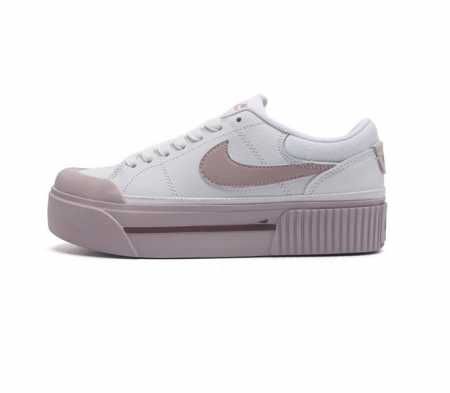 Nike 耐克 Court Legacy Lift 男女士运动鞋 运动厚底小白鞋 复古休闲鞋 上部和合成的 Strati 重叠,增加纹理 深度和透气性 刺绣细节 - 点击图像关闭