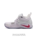 耐克 Nike Pg 2.5 Ep 保罗乔治2.5代水晶底气垫男女子篮球鞋。此款 Pg 2.5 Ep篮球鞋是一款相当不错的实战鞋，专为比赛中攻守兼备的精英球员打