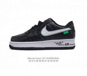 耐克男女鞋 Nike Air Force 1 '07 空军一号运动鞋 Af1 时尚休闲篮球板鞋 设计灵感源自摔跤运动 助你发挥天赋 震撼全场 华丽设计搭配优质鞋