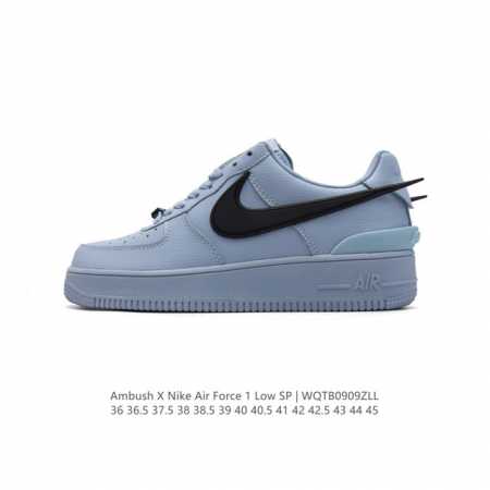 耐克 空军一号 Af1 低帮休闲板鞋 Ambush X Nk Air Force 7 Low Sp 空军一号联名标志性的swoosh延伸至鞋跟之外，鞋舌和鞋垫上 - 点击图像关闭