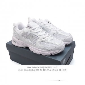 真标 新百伦 Nb530 New Balance 530 复跑古鞋 厚底增高老爹鞋 缓震运动慢跑鞋。Nb530这鞋双确实是Nb家经复典古款式之一，以全科新技诠释