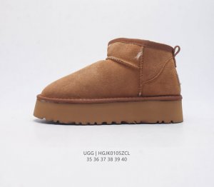 Ugg 雪地靴 女鞋广东原产 采用tpu模压鞋面内嵌羚羊棕羊毛 鞋面具有防水功能 选用7毫米uggpure 植入式羊毛里衬与可拆卸的uggpure 植入式羊毛鞋