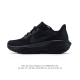 颠覆式升级！Nike 飞马新鞋 触感柔软，质感升级！随着“耐克 蓝图 系列”在巴黎的盛大发布，全新一代 登月41代 Nike Pegasus 41运动老爹鞋也正