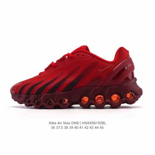 耐克 Nike Air Max Dn8 全掌气垫科技运动跑步鞋Fq7860-005。鞋款采用醒目渐变织物和动态波浪状结构鞋面，搭配黑色中底和外底，以及迷你黑色