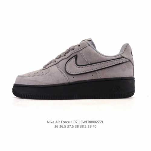 真标 耐克 Nike Air Force 1 '07 Low 空军一号含气垫 小白鞋 低帮百搭厚底增高休闲运动板鞋。柔软、弹性十足的缓震性能和出色的中底设计，横
