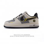 耐克 Nike Air Force 1 '07 Low 空军一号含气垫 小白鞋 2025年 蛇年新款 低帮百搭厚底增高休闲运动板鞋。柔软、弹性十足的缓震性能和出