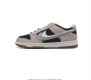 Nb系列耐克 男女鞋 Nike Dunk Low Se 双勾 运动滑板鞋 复古板鞋 尽情迈步 彰显个性风采 鞋身左右侧均配有皮革质双swooshes 年纪念标放