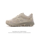 New Balance 新百伦 男女鞋真标半码制，升级原楦原数据开发纸版，采用优质纤维革+透气网眼布材质材质，独立双层组合缓震防滑私模大底，中底采用footbe